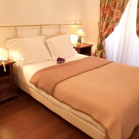 Grand Hotel Des Ambassadeurs-2